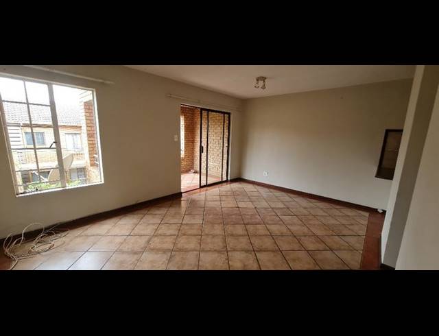 2 BEDROOM APARTMENT FOR SALE IN FAERIE GLEN